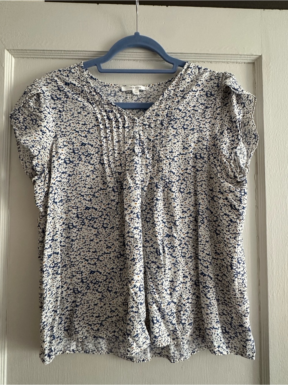 fun 2 fun White and Navy Floral Pintuck Blouse